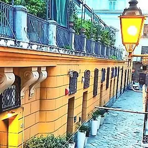 Casa Dada, Romantic House In Historic Centre , Palermo Italy